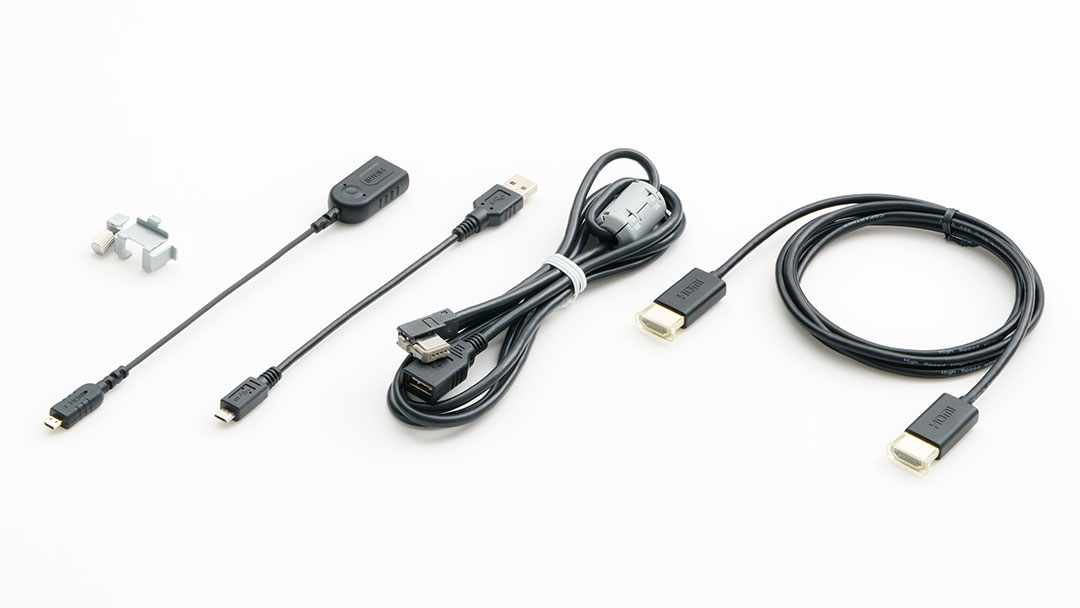 2013年～2019年製アルパインカーナビ/ディスプレイオーディオ用　iPhone向けUSB/ HDMI接続ケーブルセット